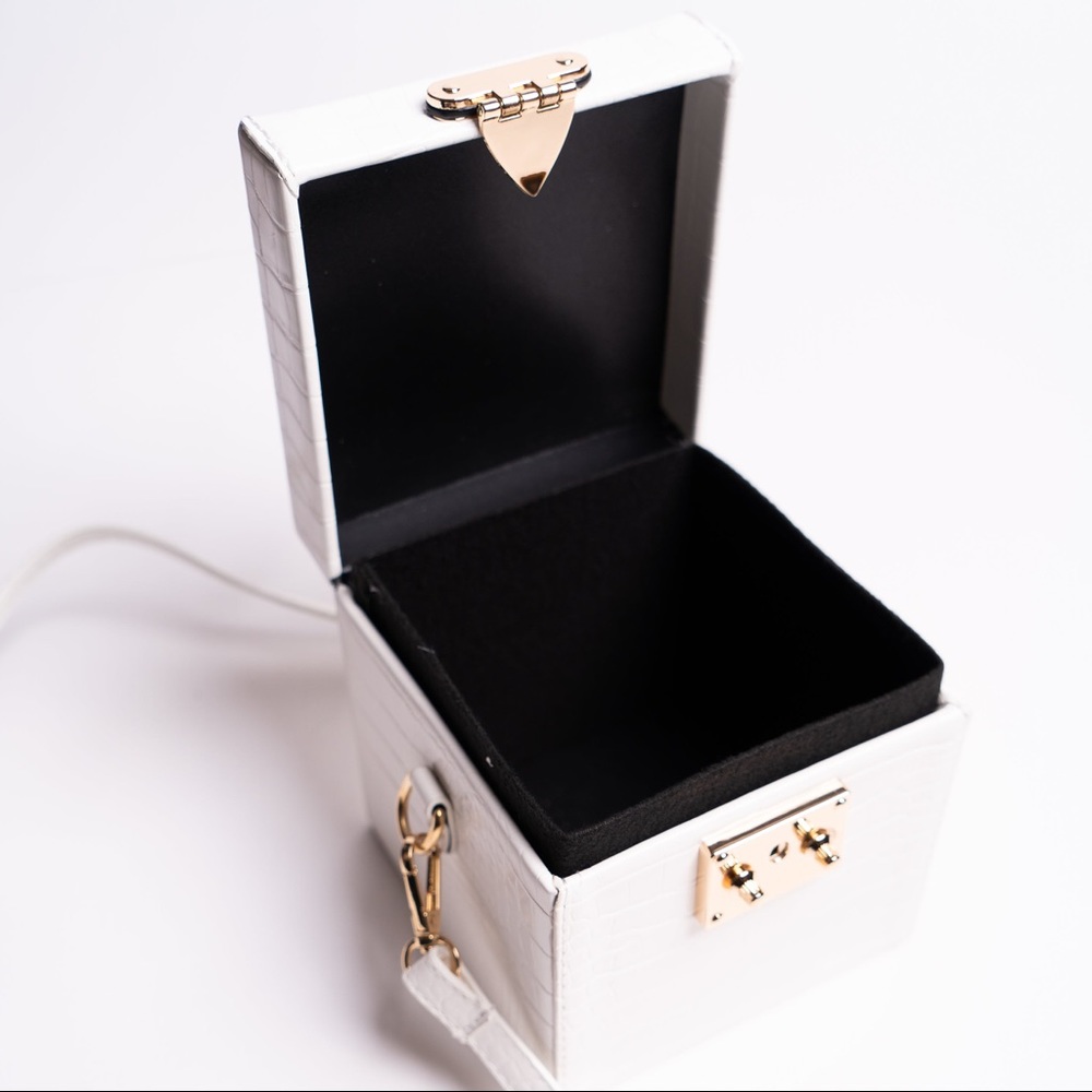 TRESLUX Clutch Box Bag